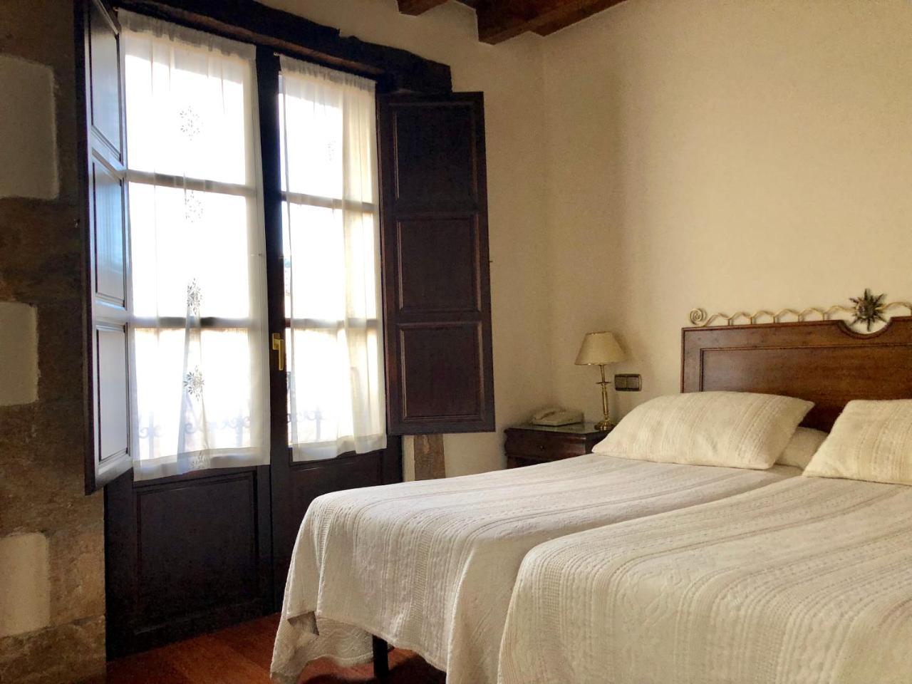 Hotel Rey Chindasvinto Covarrubias Dış mekan fotoğraf